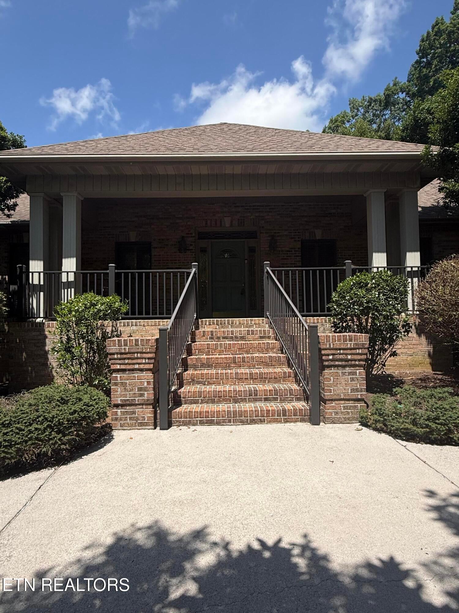 1817 Peppertree Drive