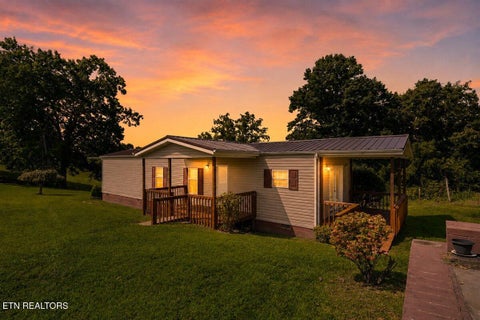 Photo of 525 Cave Springs Rd, Tazewell, TN 37879 (MLS # 1353683)