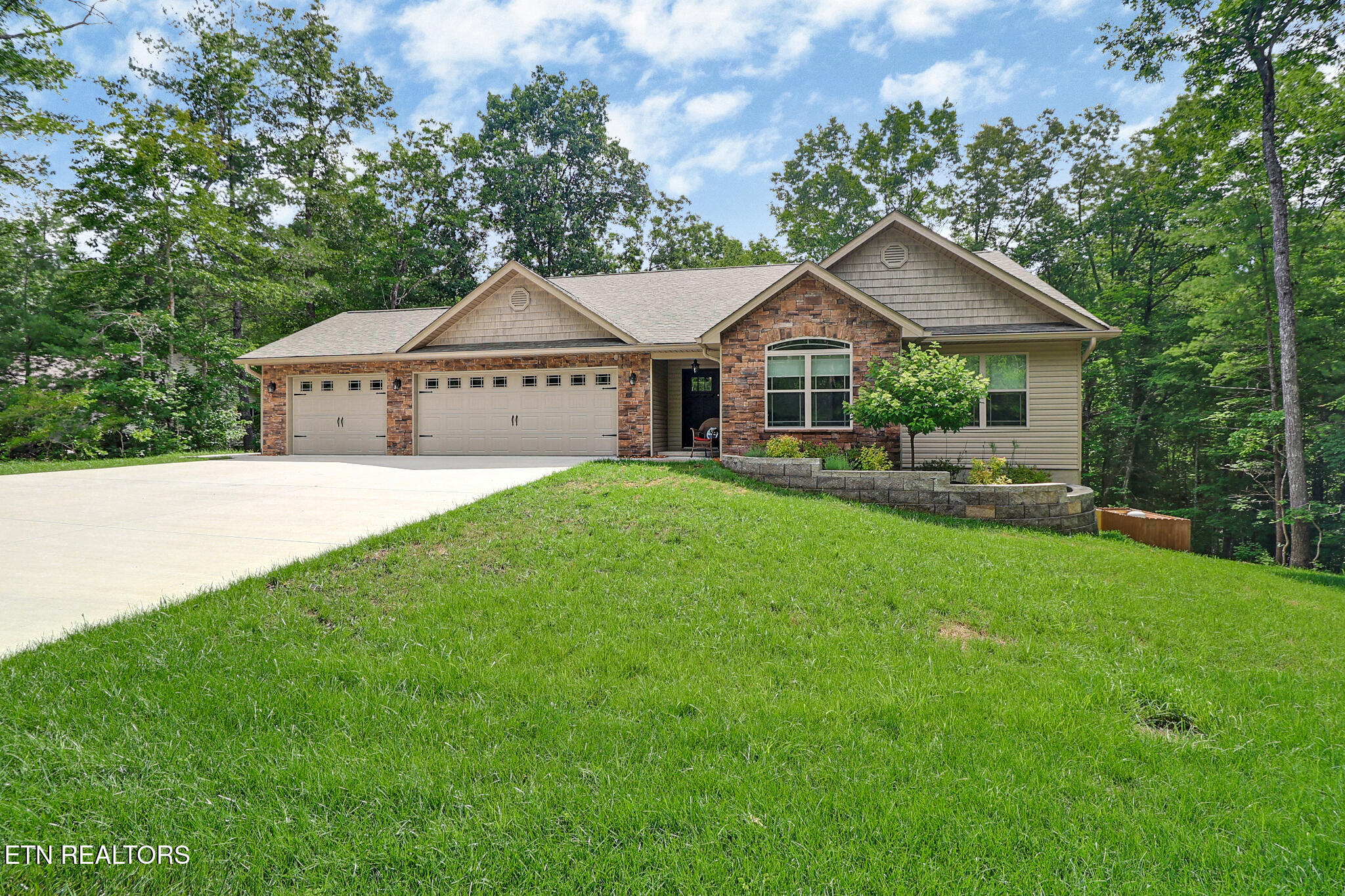 23 Dove Cote Terrace
