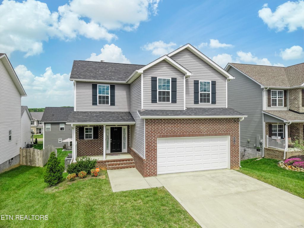Photo of 3013 Dominion Drive, Maryville, TN 37803 (MLS # 1337262)
