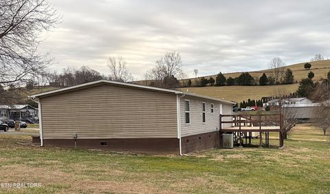Tiny photo for 112 Sunflower Lane, New Tazewell, TN 37825 (MLS # 1327097)