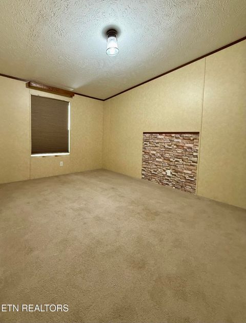 Tiny photo for 112 Sunflower Lane, New Tazewell, TN 37825 (MLS # 1327097)