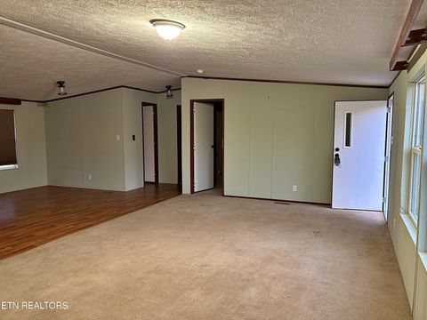 Tiny photo for 112 Sunflower Lane, New Tazewell, TN 37825 (MLS # 1327097)