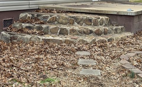 Tiny photo for 112 Sunflower Lane, New Tazewell, TN 37825 (MLS # 1327097)