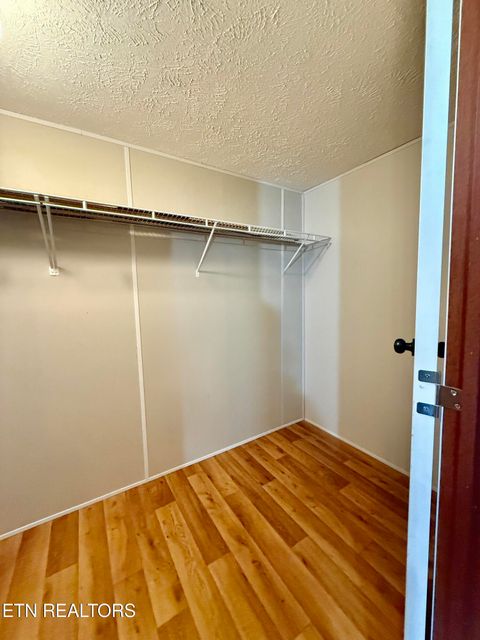 Tiny photo for 112 Sunflower Lane, New Tazewell, TN 37825 (MLS # 1327097)