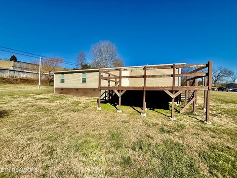 Tiny photo for 112 Sunflower Lane, New Tazewell, TN 37825 (MLS # 1327097)
