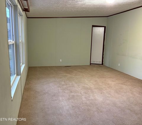 Tiny photo for 112 Sunflower Lane, New Tazewell, TN 37825 (MLS # 1327097)