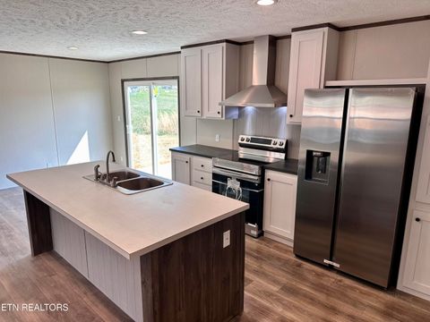 Tiny photo for 206 Edgewood Drive, Sweetwater, TN 37874 (MLS # 1334458)