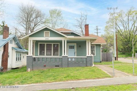 Photo of 2443 Jefferson Ave, Knoxville, TN 37917 (MLS # 1338656)