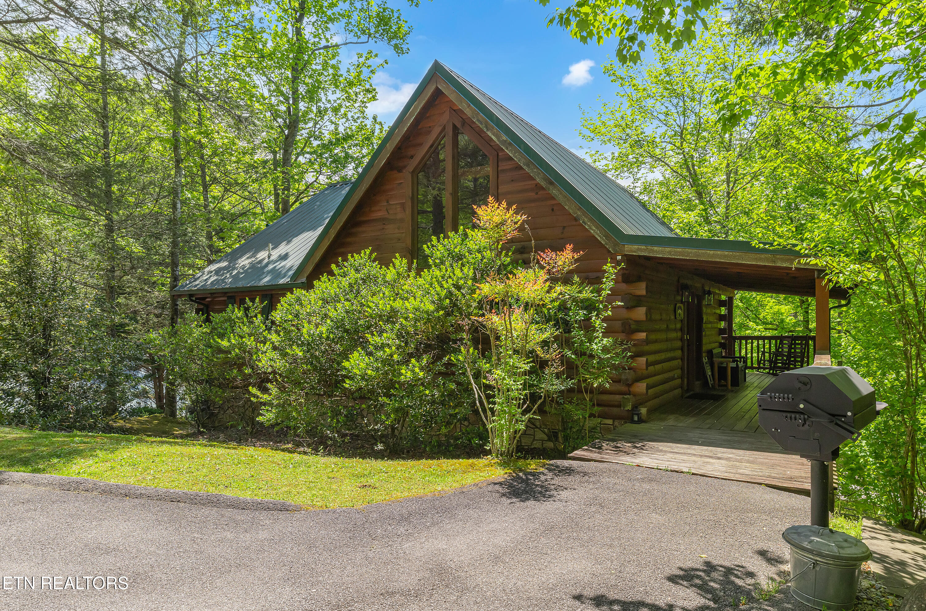 721 Poplar Falls Way