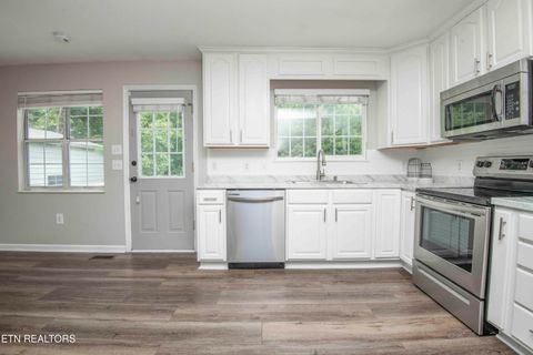 Tiny photo for 1416 Overton Lane, Knoxville, TN 37923 (MLS # 1340441)