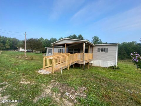 Photo of 306 Honeycutt Rd, Oneida, TN 37841 (MLS # 1324468)