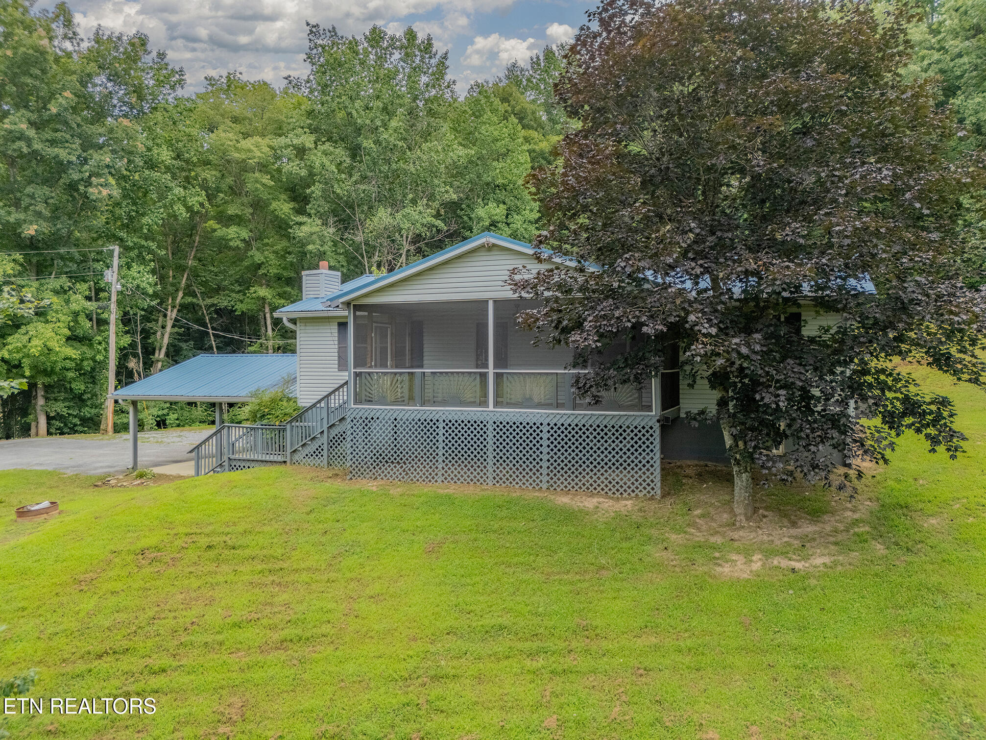 161 Adcock Hollow Rd