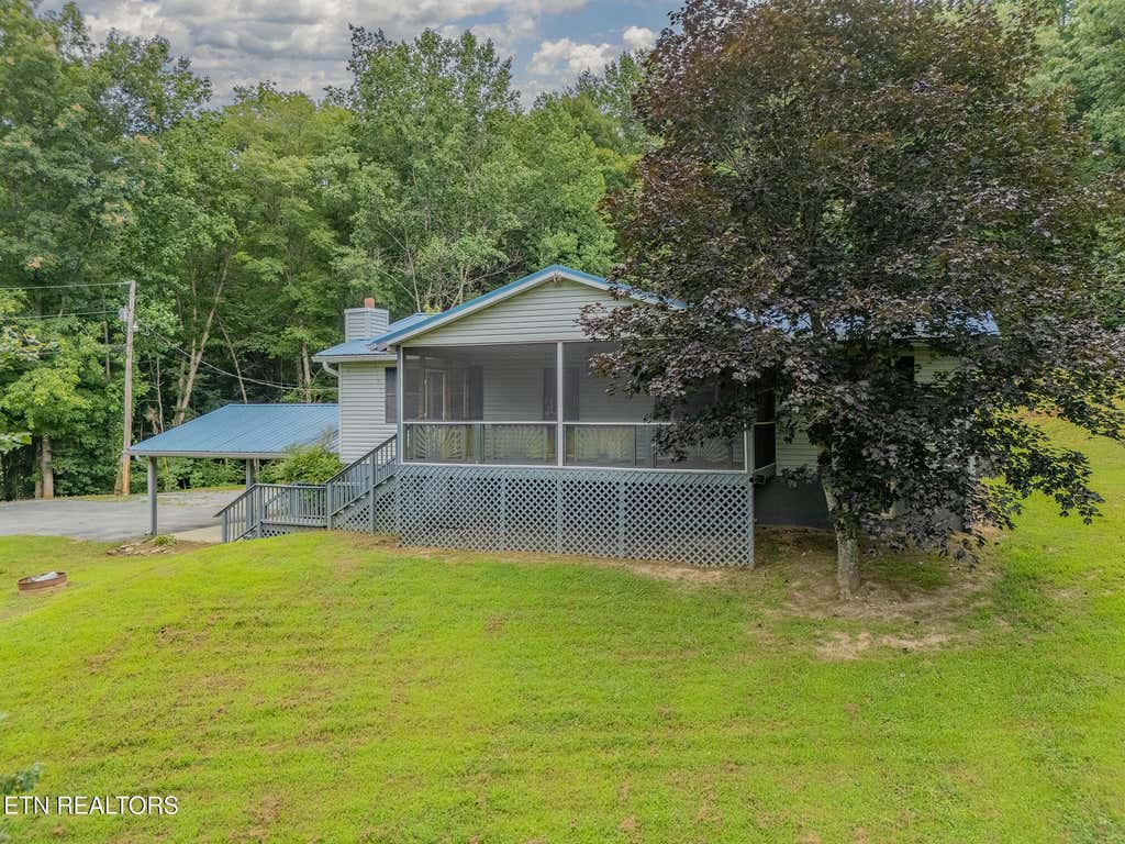 Photo of 161 Adcock Hollow Rd, Harriman, TN 37748 (MLS # 1350462)