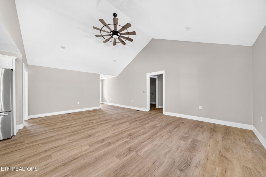 Photo of 164 Pine Breeze Drive, Monterey, TN 38574 (MLS # 1360673)