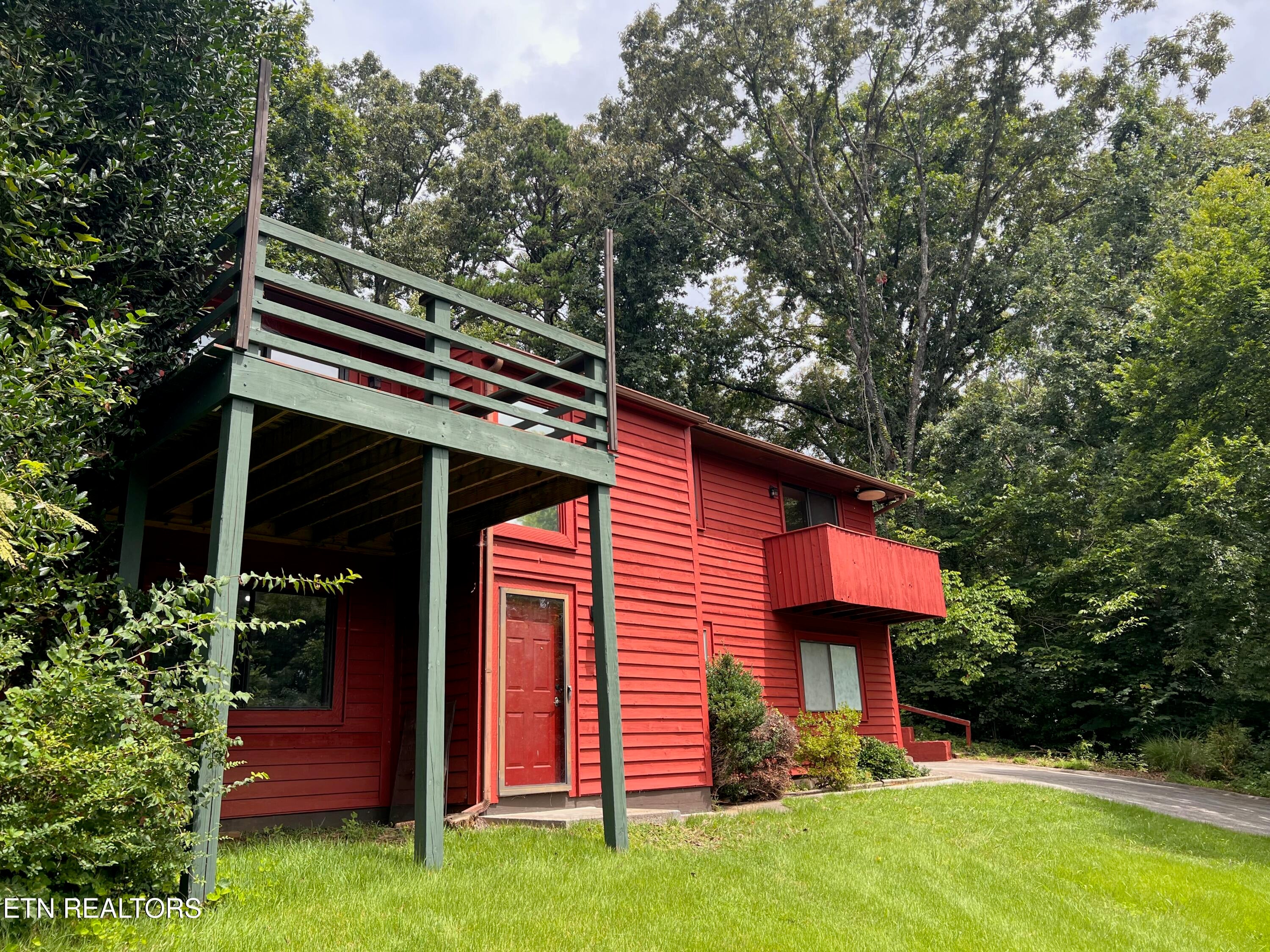 11301 Clear Point Drive