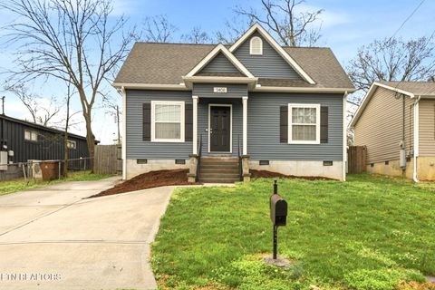 Photo of 3406 Compton St, Knoxville, TN 37920 (MLS # 1332183)