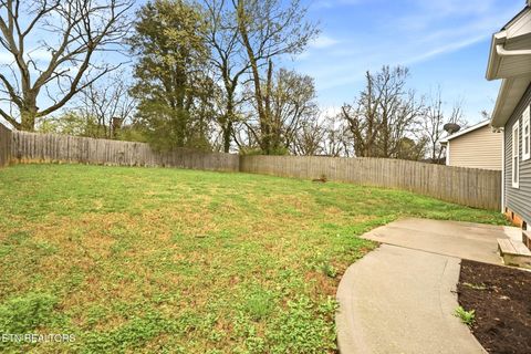 Tiny photo for 3406 Compton St, Knoxville, TN 37920 (MLS # 1332183)