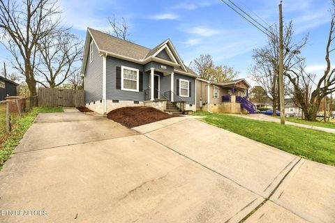 Tiny photo for 3406 Compton St, Knoxville, TN 37920 (MLS # 1332183)