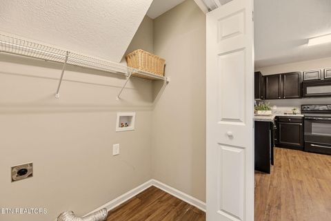 Tiny photo for 3406 Compton St, Knoxville, TN 37920 (MLS # 1332183)