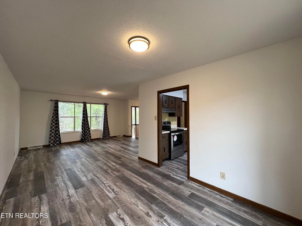 Photo of 11518 Midhurst Drive, Knoxville, TN 37934 (MLS # 1348138)