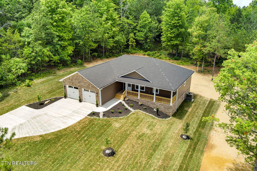 Photo of 644 Hiwassee Circle, Decatur, TN 37322 (MLS # 1265801)