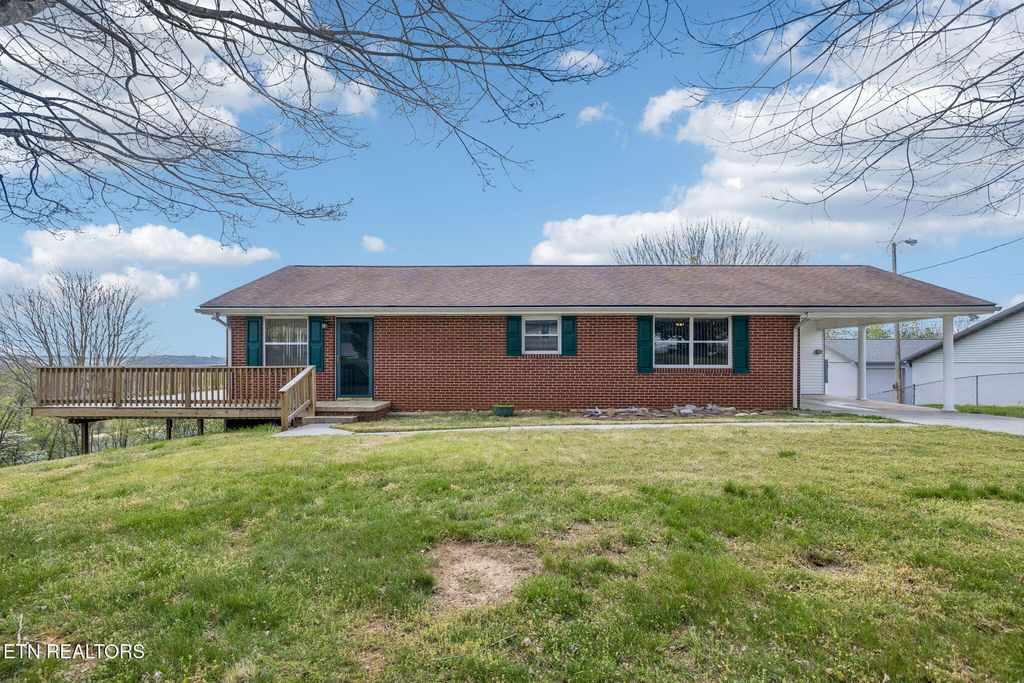 Photo of 132 Webb Circle, Lenoir City, TN 37771 (MLS # 1335340)