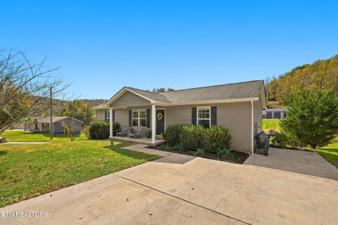 Tiny photo for 135 Raccoon Valley Rd, Maynardville, TN 37807 (MLS # 1360406)