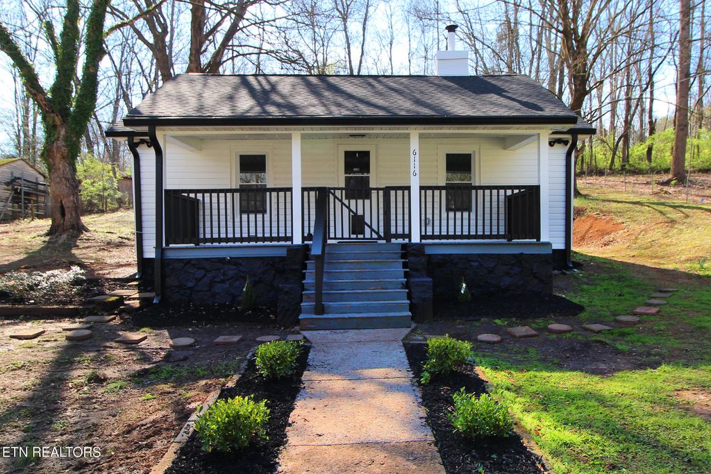 Photo of 6116 Flint Gap Rd, Knoxville, TN 37914 (MLS # 1333940)