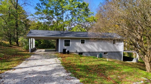 Tiny photo for 1284 Sulphur Springs Rd, Clinton, TN 37716 (MLS # 1359778)