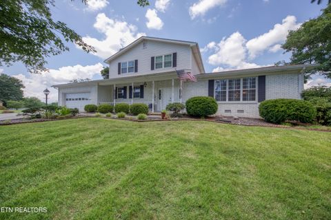 Photo of 942 Radnor Rd, Maryville, TN 37804 (MLS # 1347111)