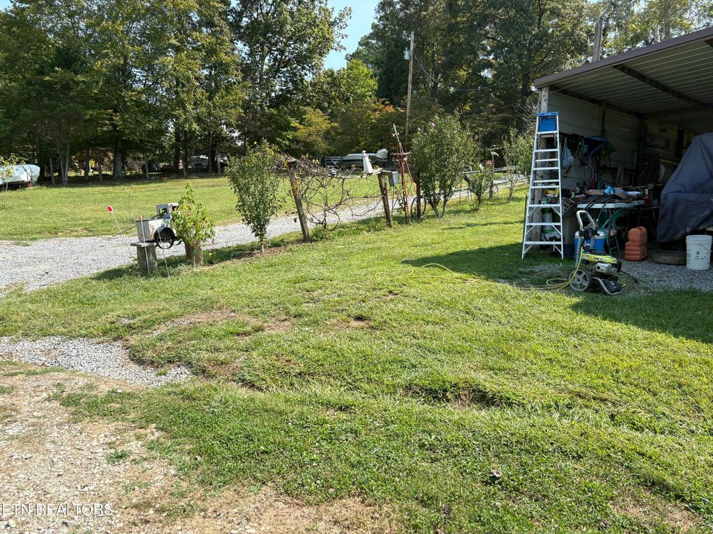 Photo of 1117 Friendship Way, Maryville, TN 37803 (MLS # 1342773)