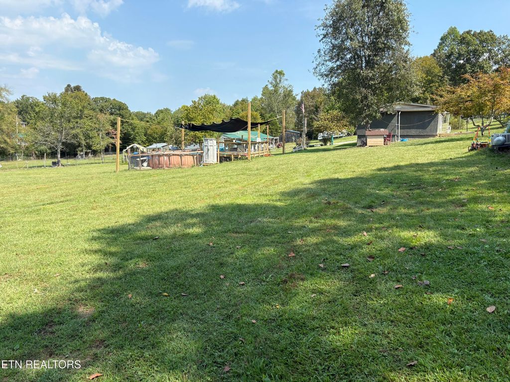 Photo of 1117 Friendship Way, Maryville, TN 37803 (MLS # 1342773)
