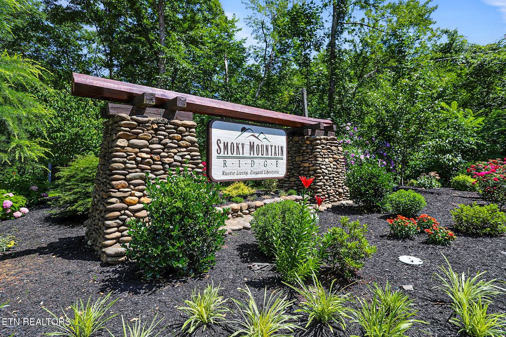 Photo of Lot #65 Smoky Ridge Way, Sevierville, TN 37862 (MLS # 1311969)