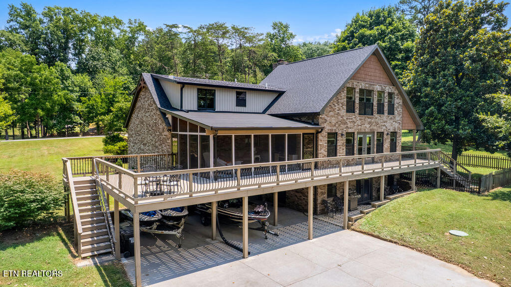 929 Frontier Circle & Lot 42