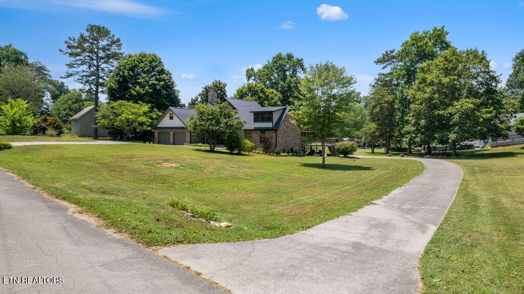 929 Frontier Circle & Lot 42
