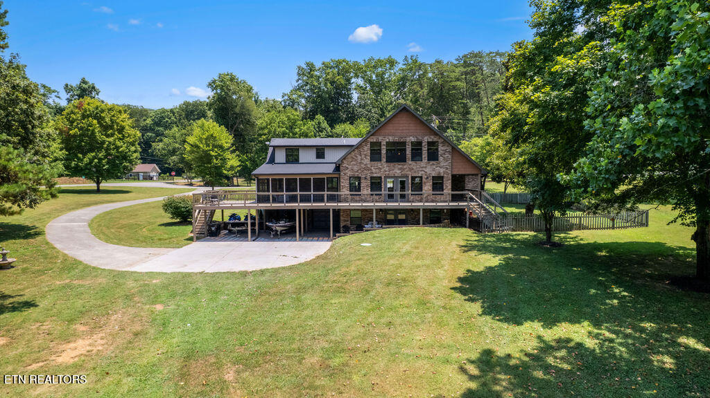 929 Frontier Circle & Lot 42