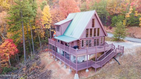 Photo of 3059 Perry Circle & Lot 11 Lane, Sevierville, TN 37862 (MLS # 1336305)