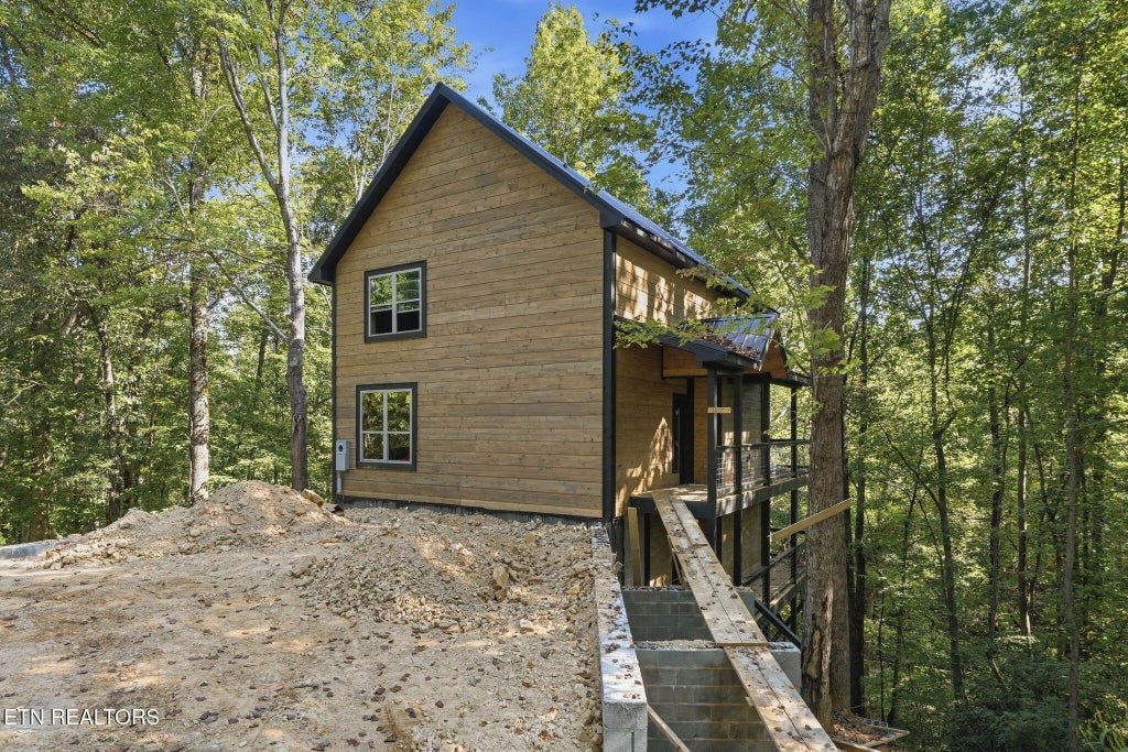 Photo of 3407 Covemont Lane, Sevierville, TN 37862 (MLS # 1356769)