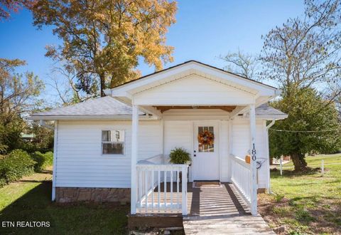 Photo of 180 Johnson Rd, Oak Ridge, TN 37830 (MLS # 1321424)