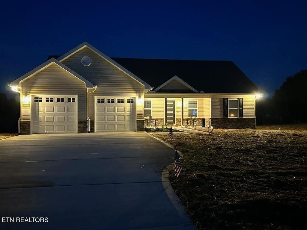 Photo of 240 Thompson Rd, Madisonville, TN 37354 (MLS # 1309550)