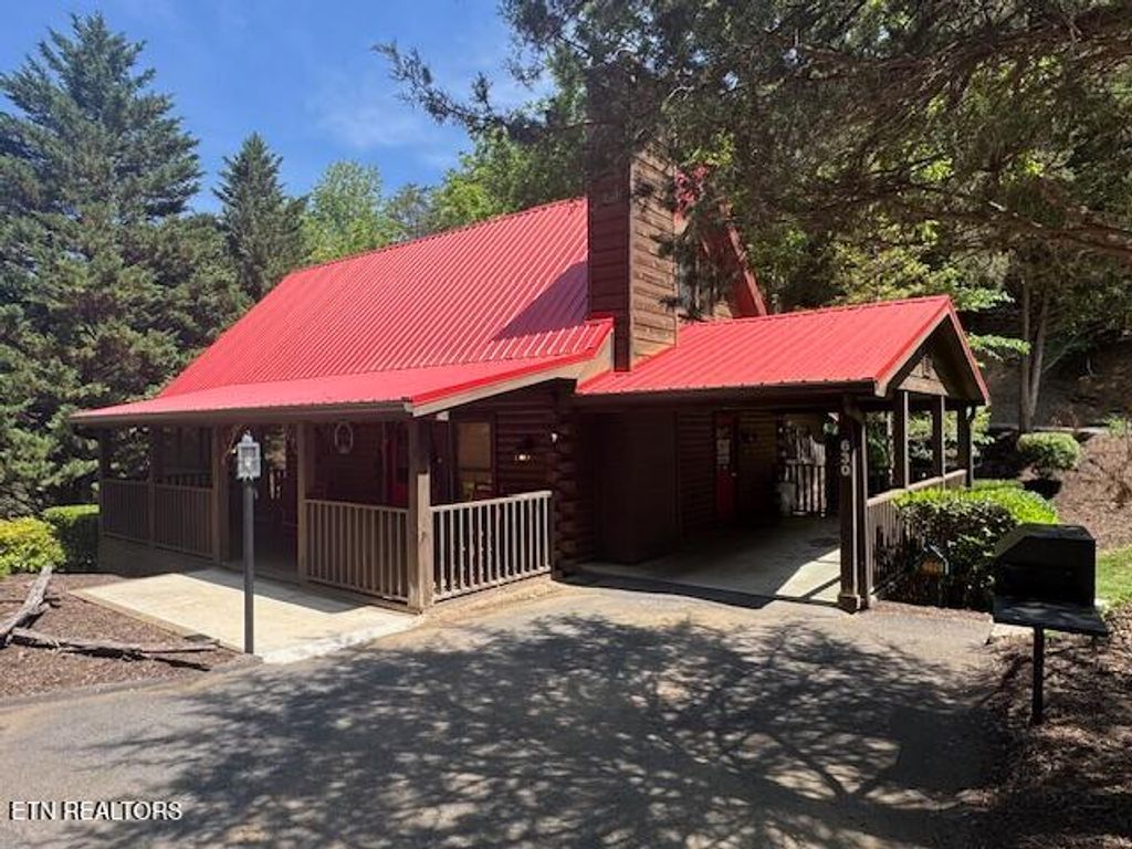 Photo of 630 Walnut Way #4028, Sevierville, TN 37862 (MLS # 1340832)