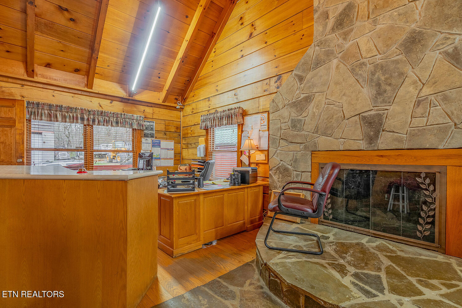 147 R & R Sawmill Rd