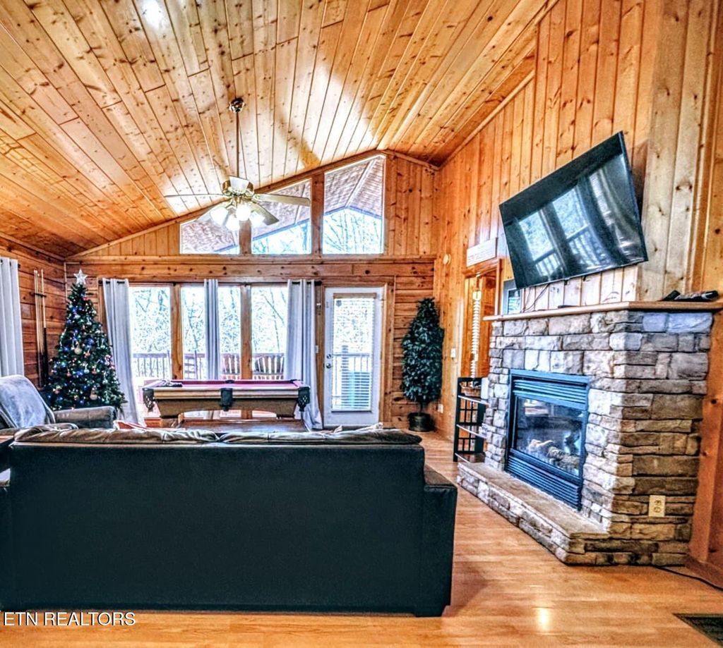 Photo of 1508 Boo Boos Way, Sevierville, TN 37862 (MLS # 1326518)