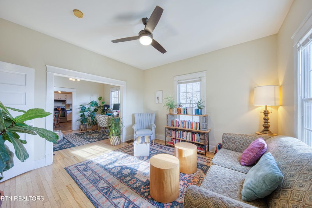 Photo of 225 Cedar Ave, Knoxville, TN 37917 (MLS # 1323049)