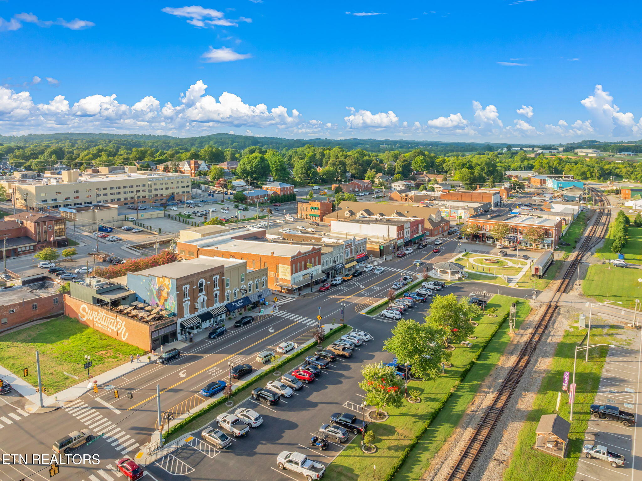 1023 Wentford Avenue