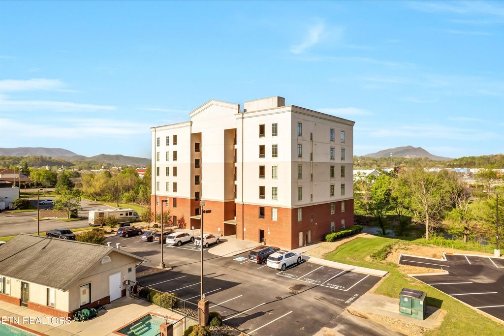 Photo of 1410 Hurley Drive #502, Sevierville, TN 37862 (MLS # 1316714)