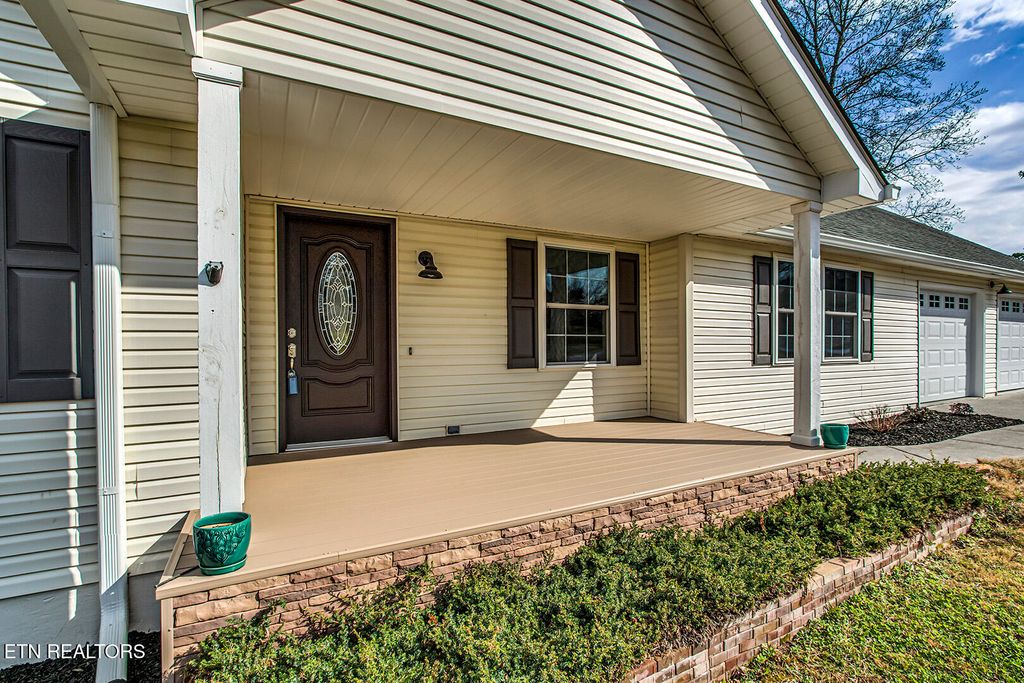 Photo of 301 Uhdali Place, Loudon, TN 37774 (MLS # 1288935)