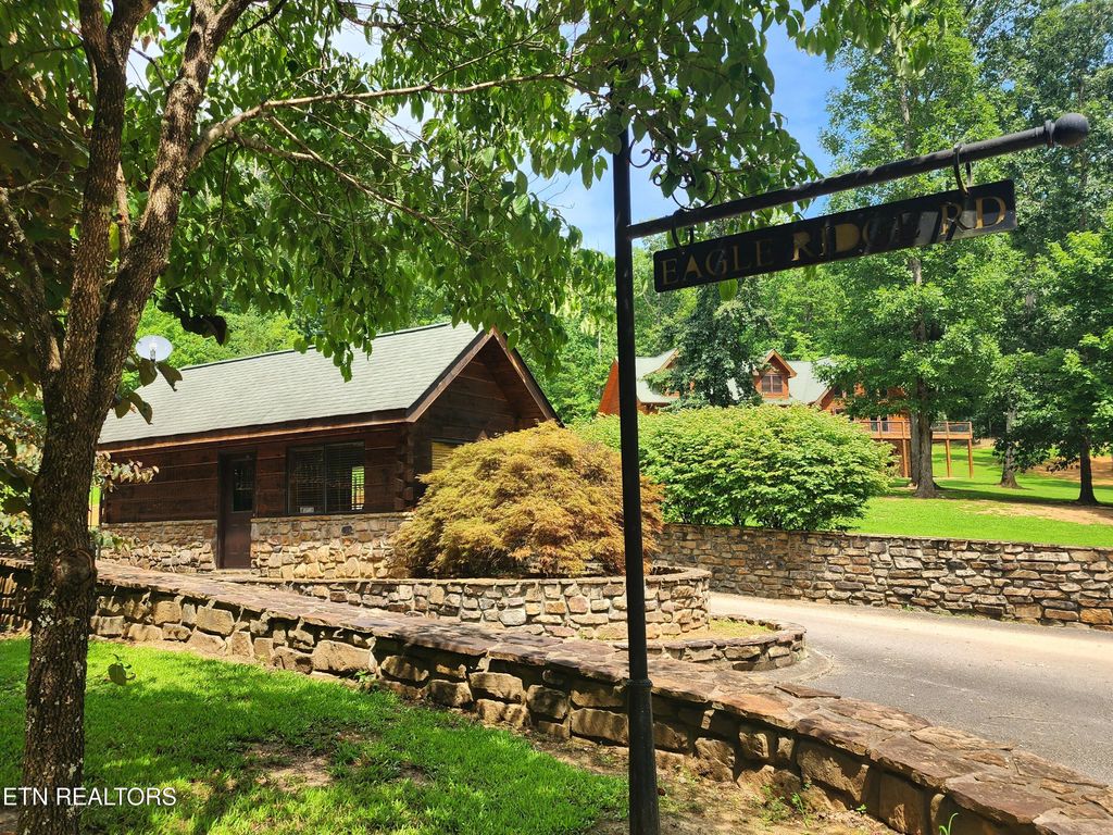 Photo of 129 Eagle Ridge Rd, Rockwood, TN 37854 (MLS # 1314047)