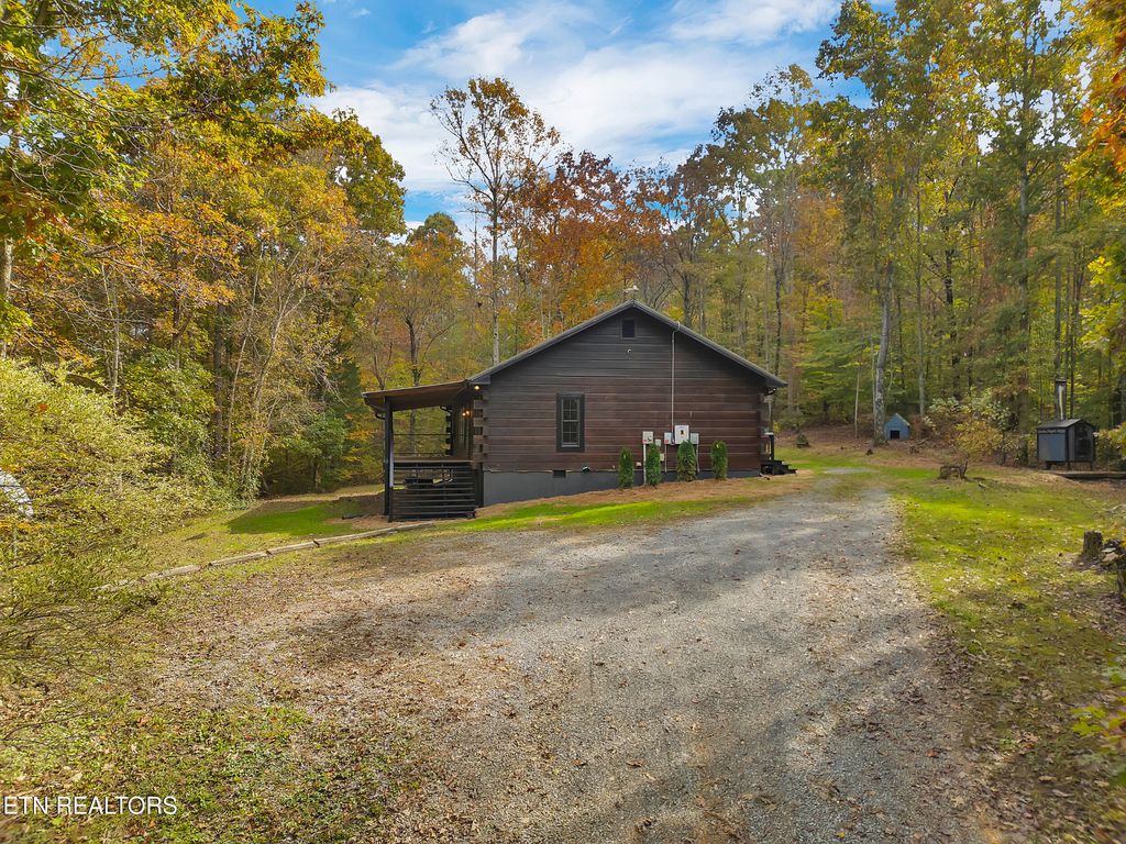Photo of 570 Gamble Gap Rd, Tellico Plains, TN 37385 (MLS # 1321338)